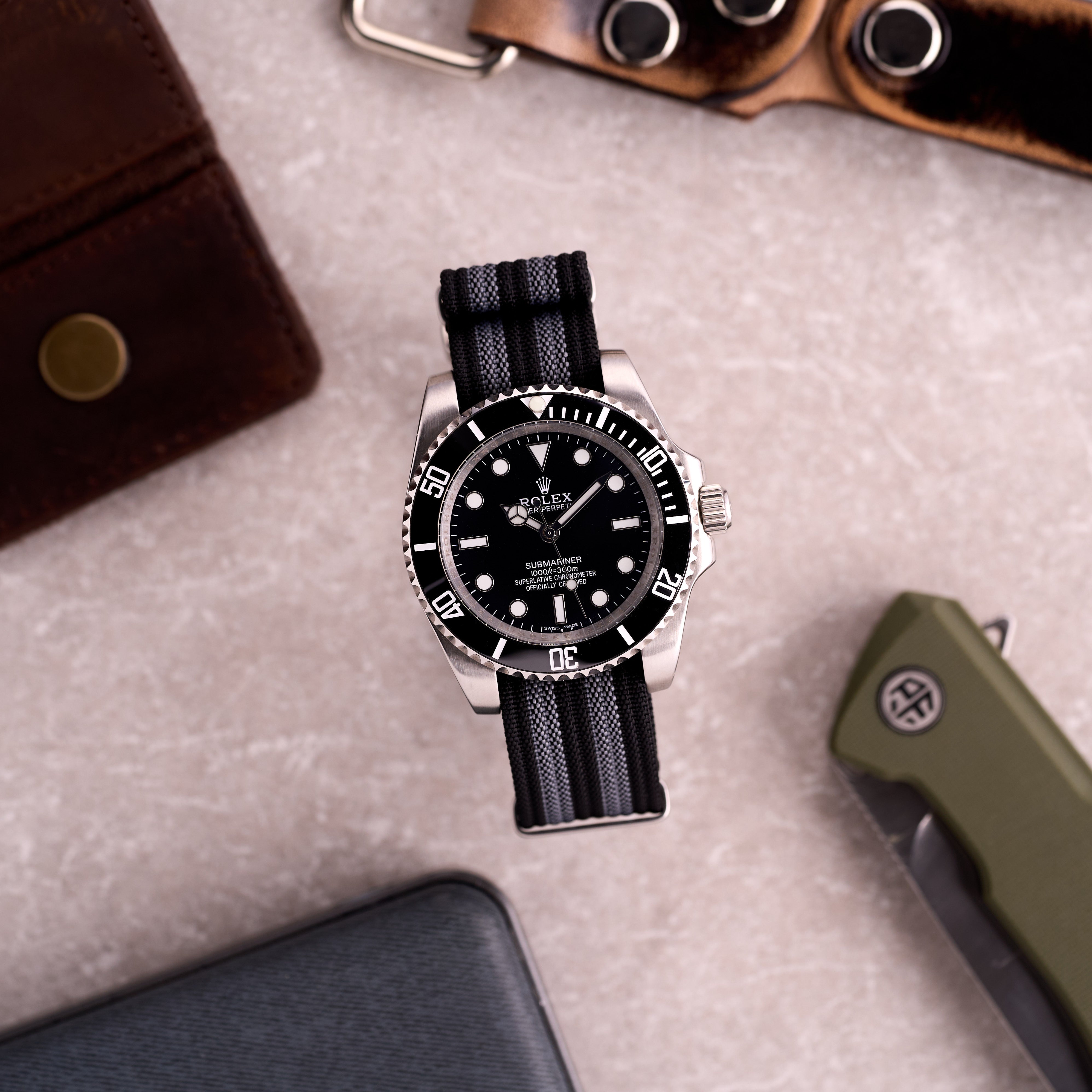 The Operator - James Bond Black & Grey Stripe NATO Strap