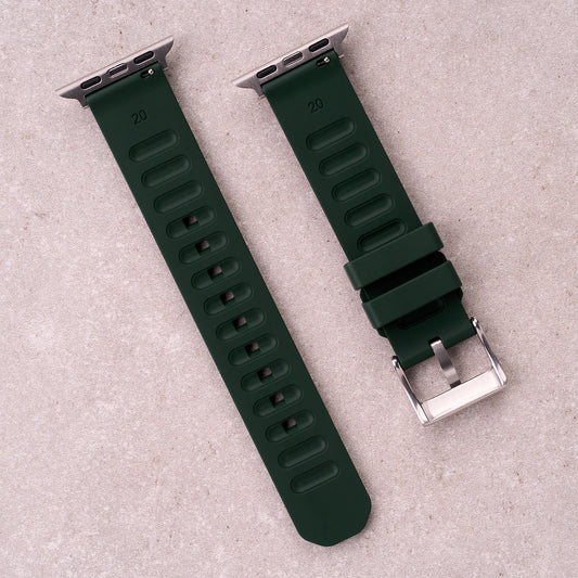 The Gatton FKM rubber Apple Watch band in Forest Green, back view showing the quick release pin and strap size marking